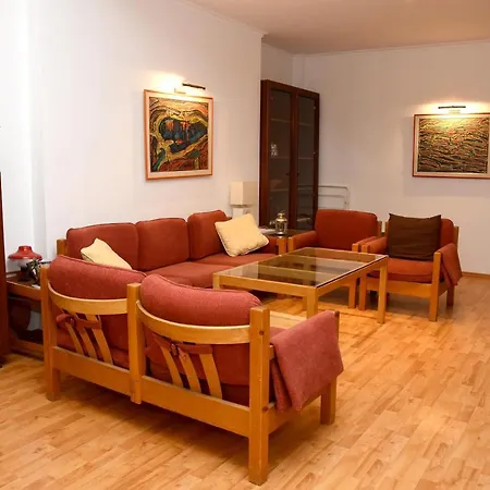 Neli's Apartment *