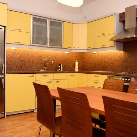 Apartament Neli's *